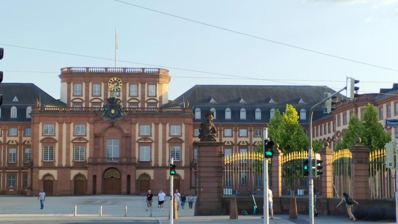 Denkmalschutz Stadthaus Zimmer 1 Im Mannheim Quadrat Exteriör bild